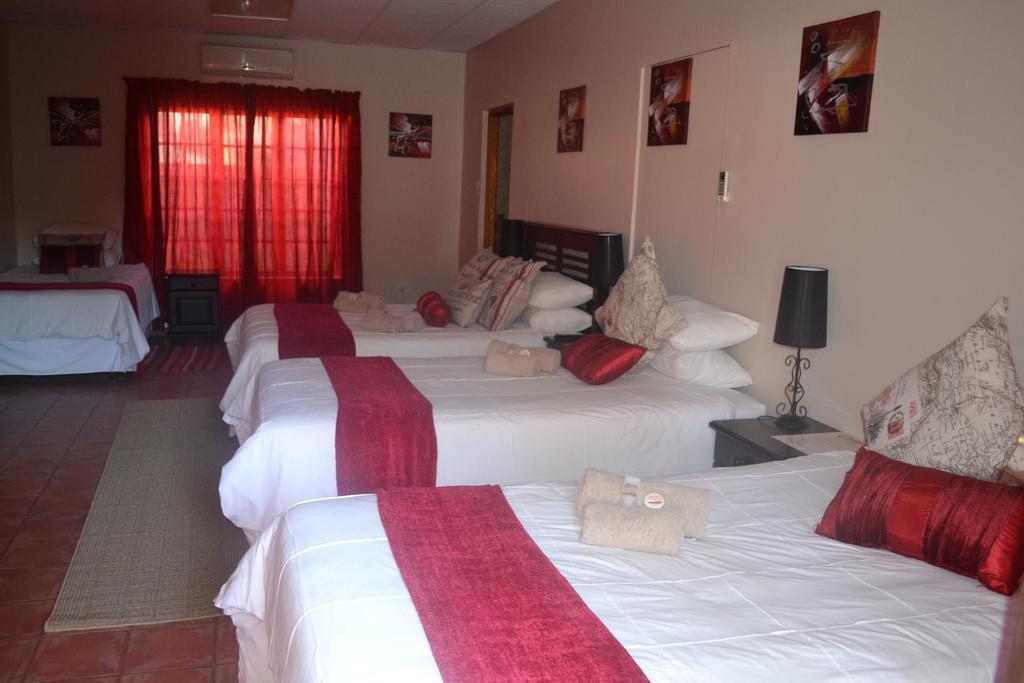Castello Guesthouse Vryburg Kültér fotó
