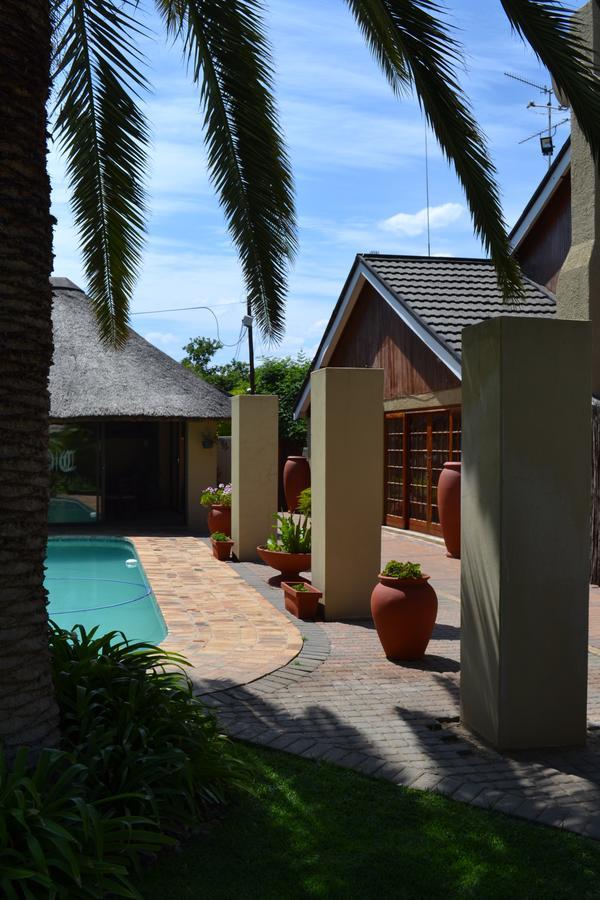 Castello Guesthouse Vryburg Kültér fotó